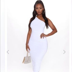 Fashion Nova White Ruched dress. Size XS